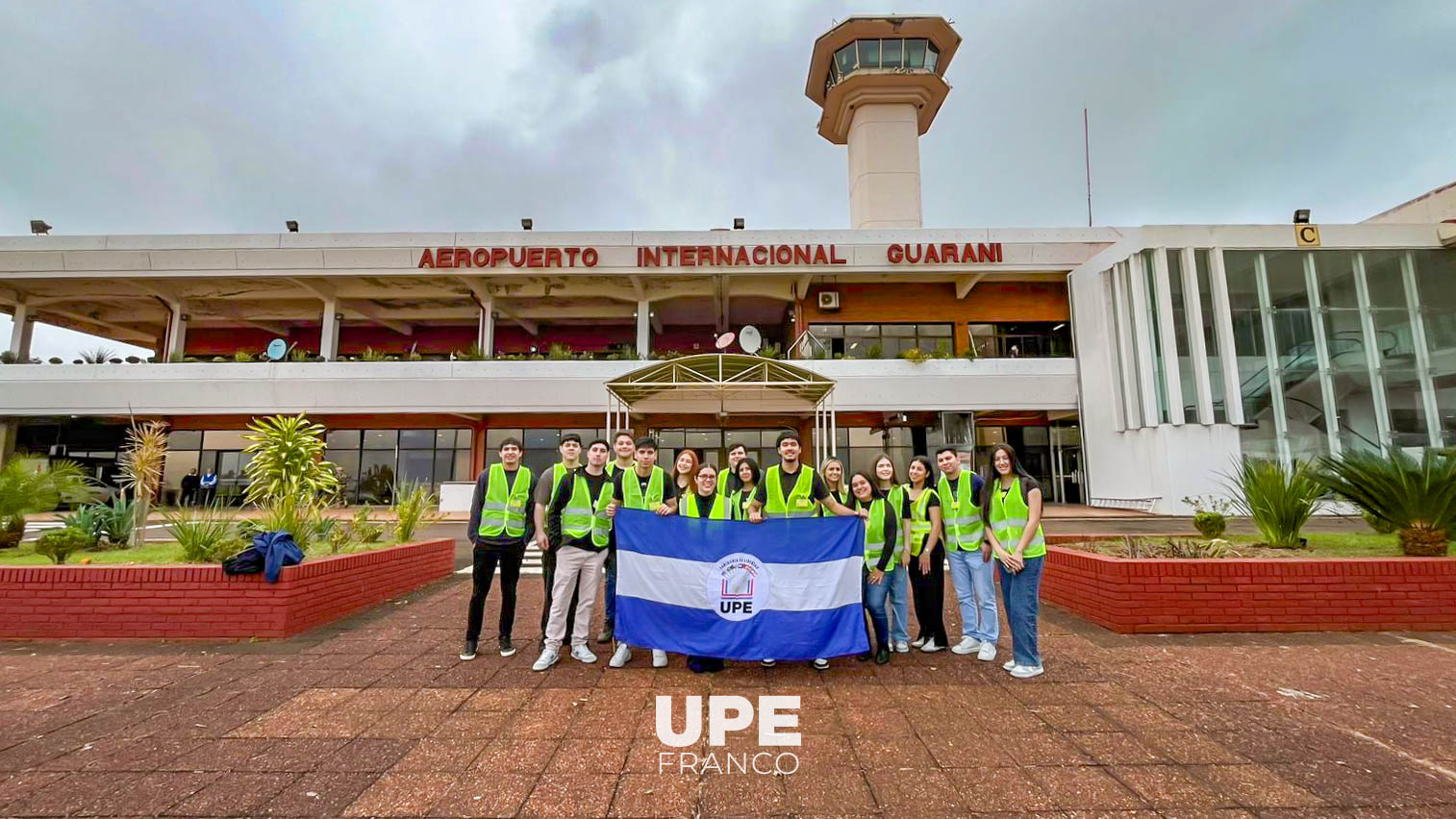 Estudiantes de Administración de Empresas realizaron visita técnica al Aeropuerto Internacional Guaraní